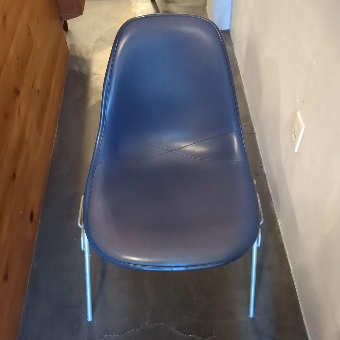 イームズ　ハーマンミラー　ブルー