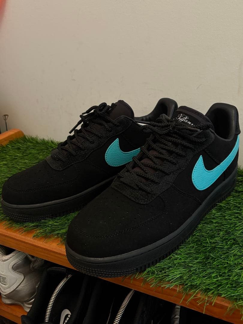 Nike Air Force 1 ブラック/ティファニーブルー