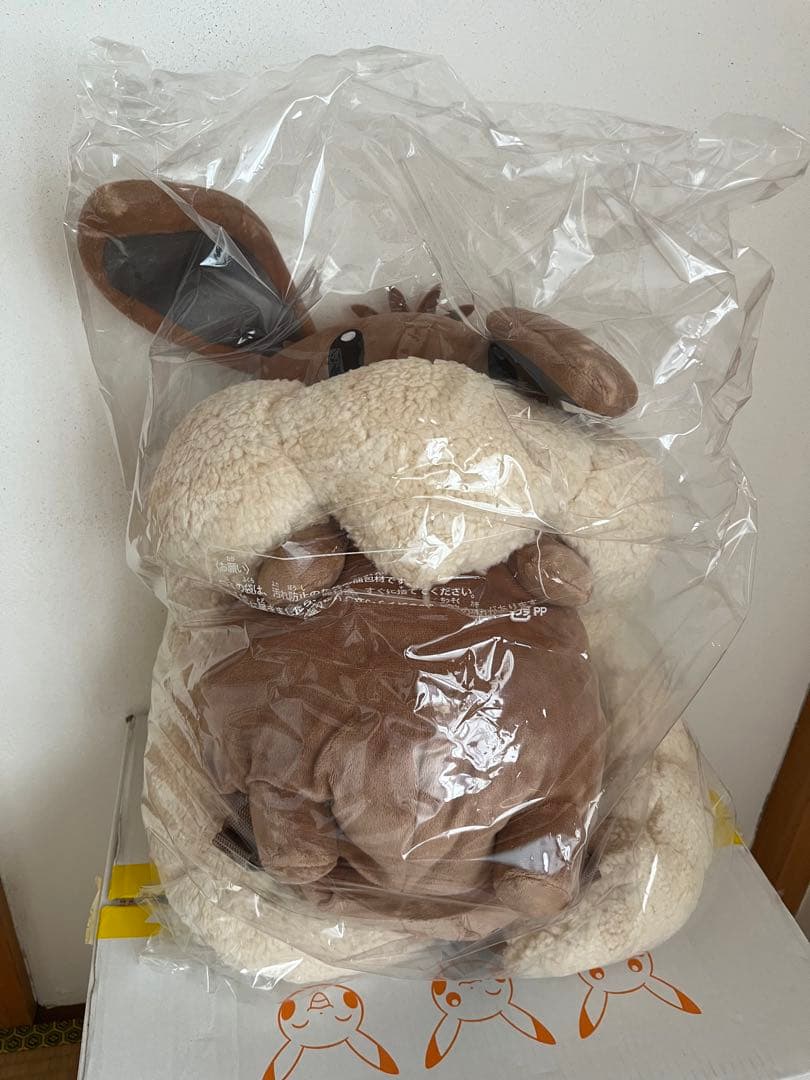 新品未開封ボタンのイーブイリュック　ポケモンセンター限定品ぬいぐるみバッグ