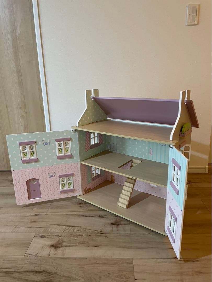 レトイバン【LE TOY VAN】　木製ドールハウス（ラベンダーハウス）