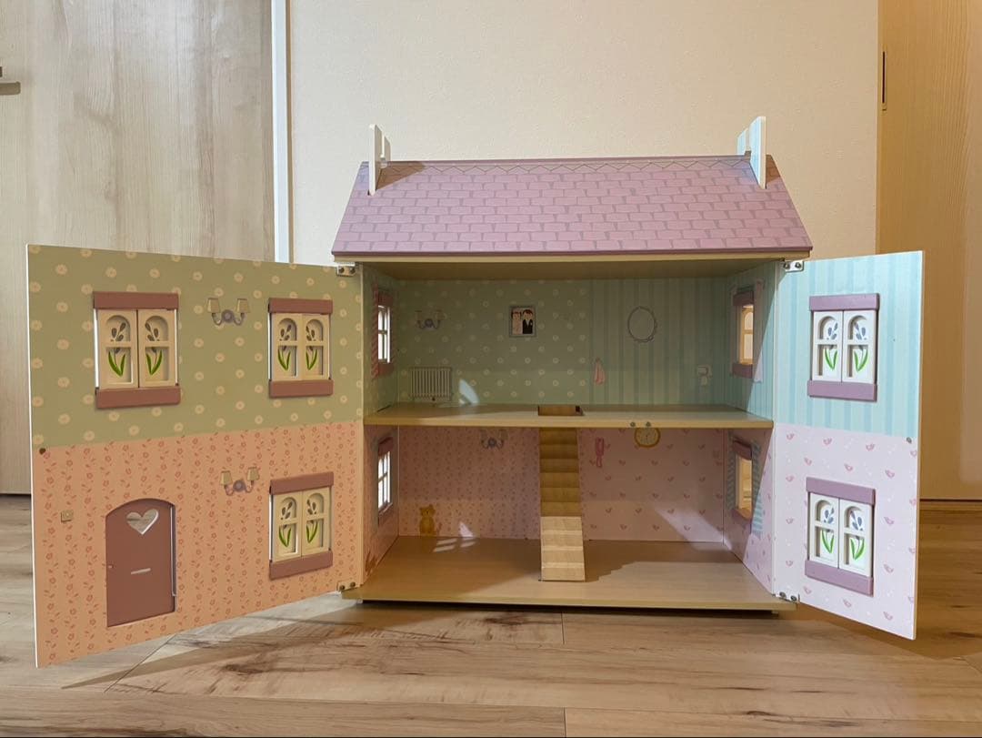 レトイバン【LE TOY VAN】　木製ドールハウス（ラベンダーハウス）