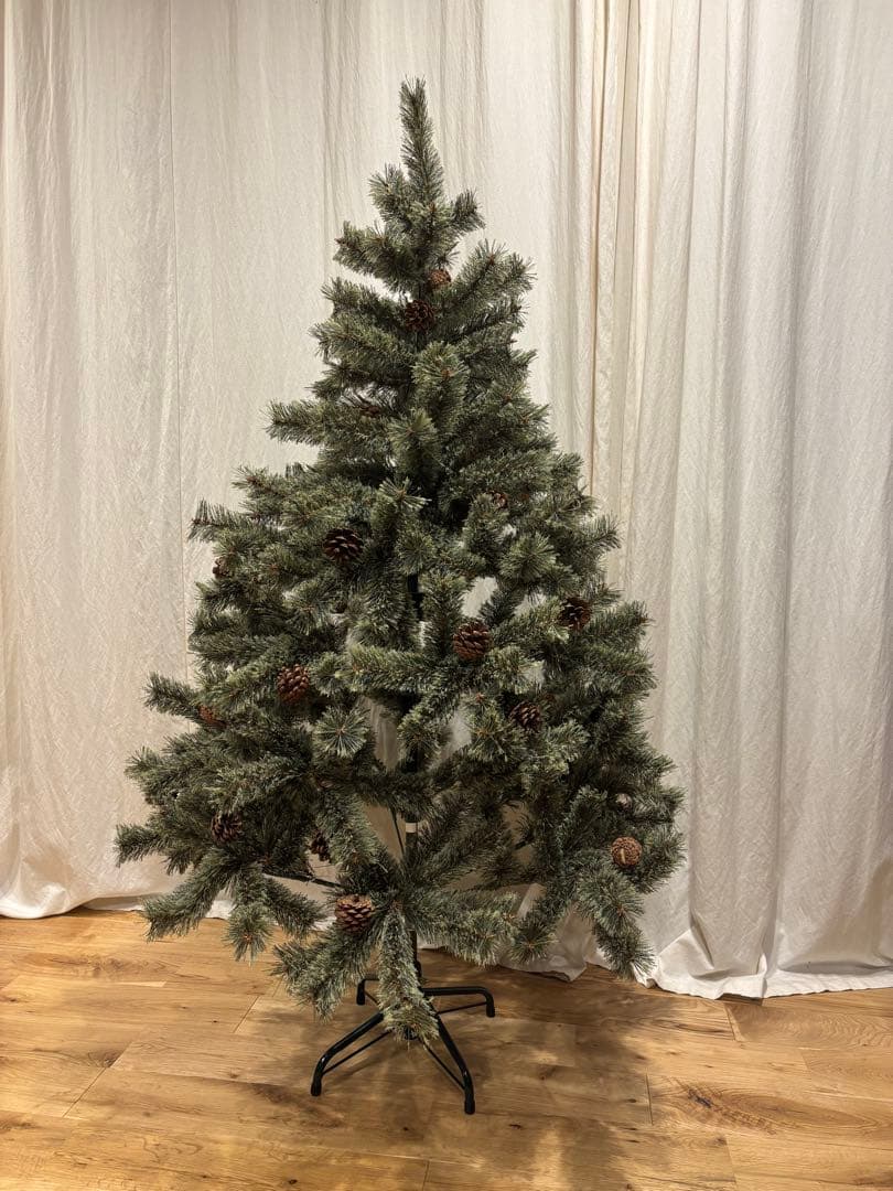 ニコアンド　クリスマスツリー 松ぼっくり付き 150cm