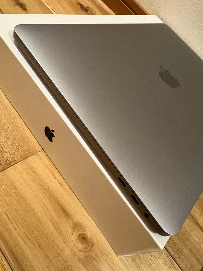 MacBook pro/2020/SSD512GBメモリ16GB