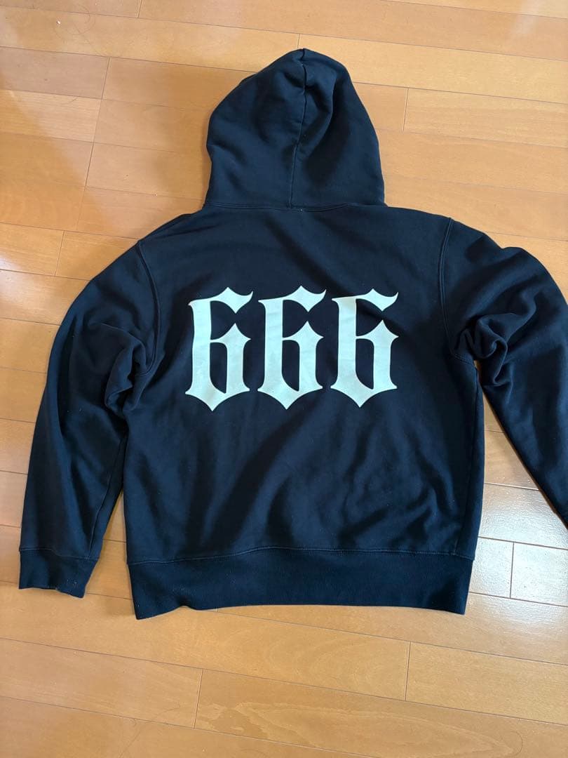 【eさん専用】Seen Better Days 666 パーカー