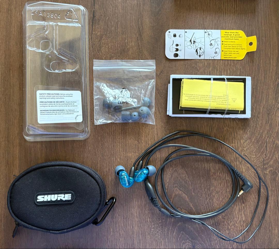 SHURE SE215 有線イヤホン SPECIAL EDITION