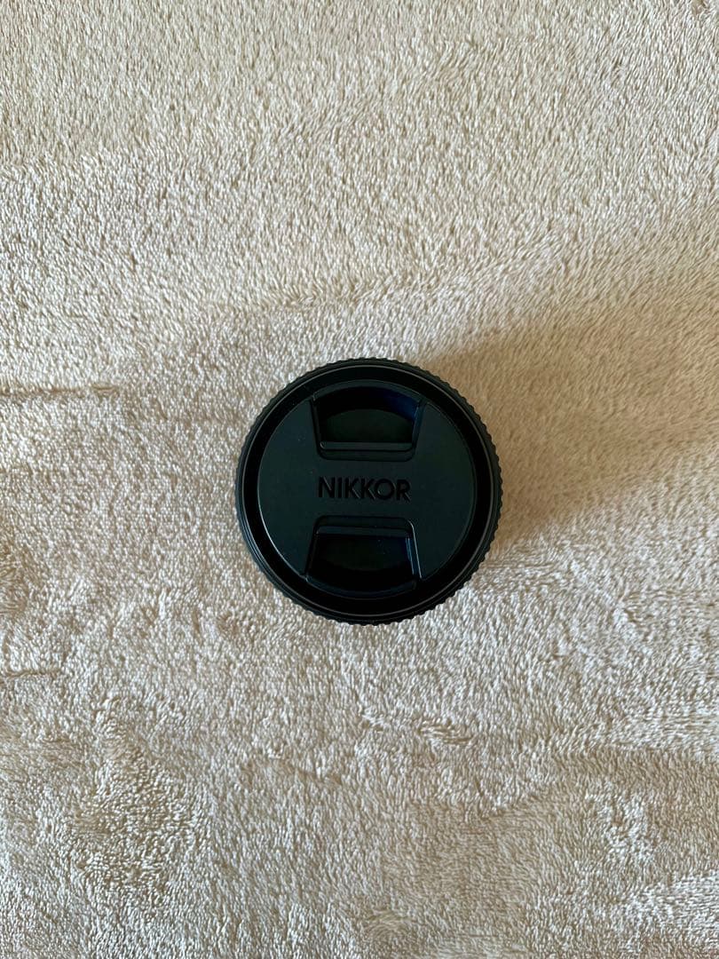 Nikon Zf 40mm f/2 SE Kit【ショット小・保護フィルター付】