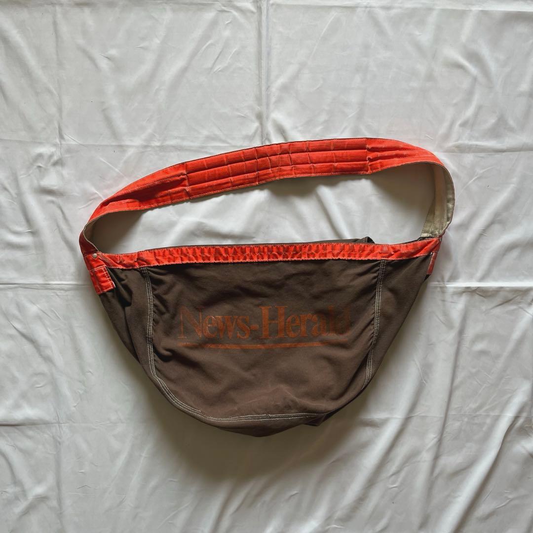 古着　70s　ヴィンテージ　ニュースペーパーバッグ