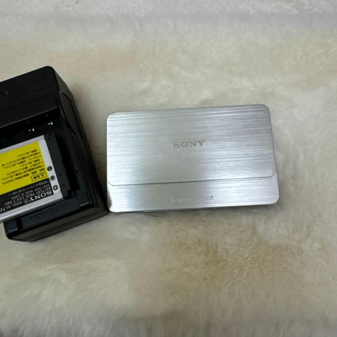 Sony cyber-shot デジタルカメラ、バッテリー、チャージャーセット