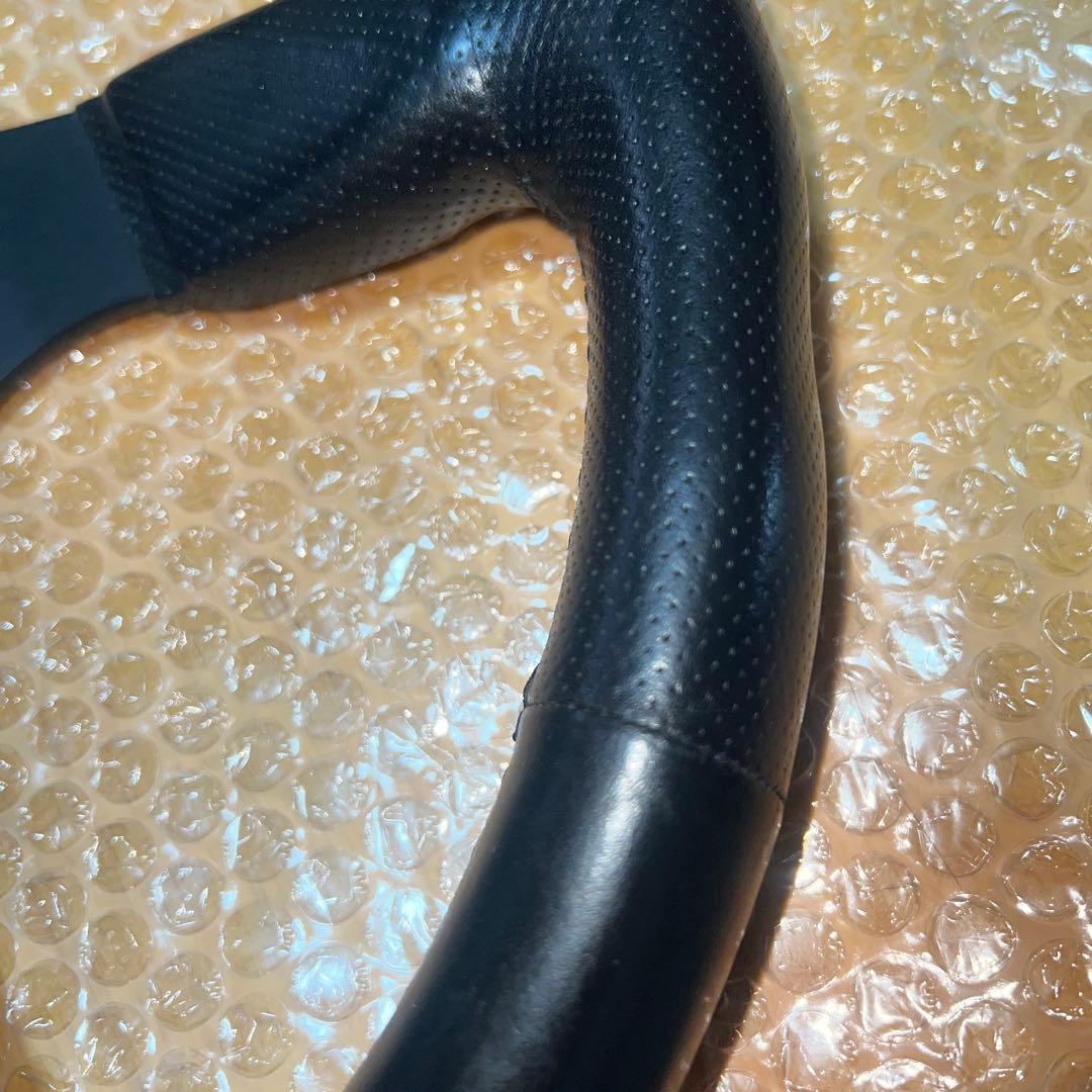 italvolanti イタルボランテ イモラ パンチング レザーステアリング