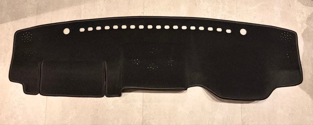 ランドクルーザープラド150系後期　ダッシュボードマット　Sunland