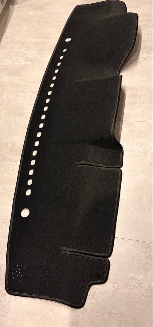 ランドクルーザープラド150系後期　ダッシュボードマット　Sunland