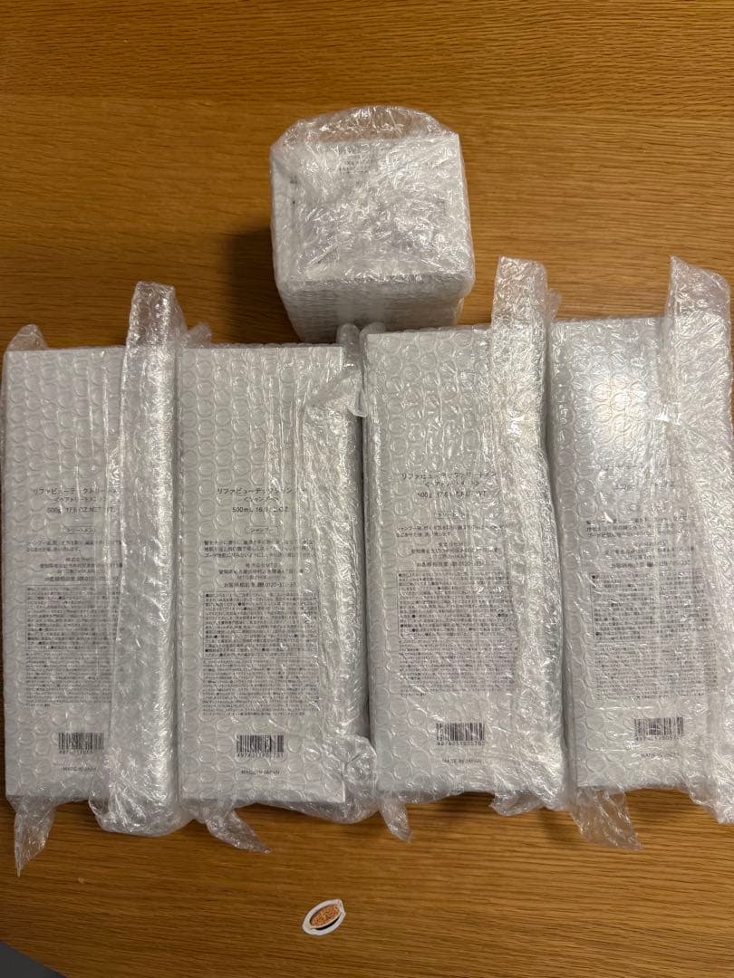 ReFaシャンプー・トリートメント500ml計4本、ビューティックマスク130g