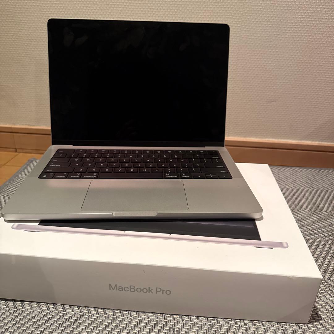 MacBook本体 MacBook Pro