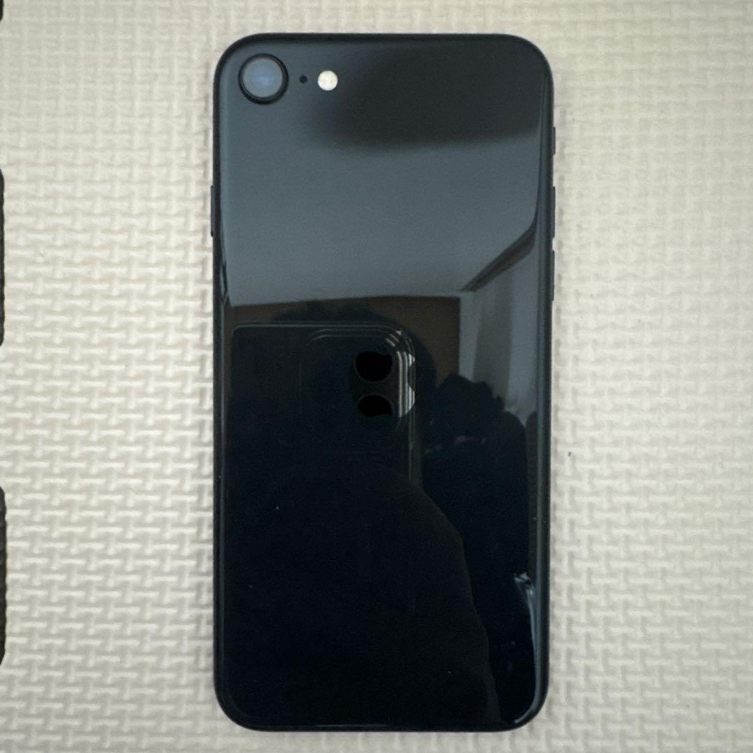 Apple iPhone se 第2世代 SIM フリー バッテリー100％