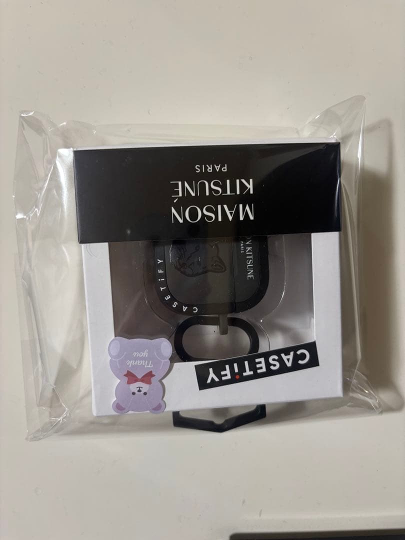 MAISON KITSUNÉ ブラック イヤホンケース