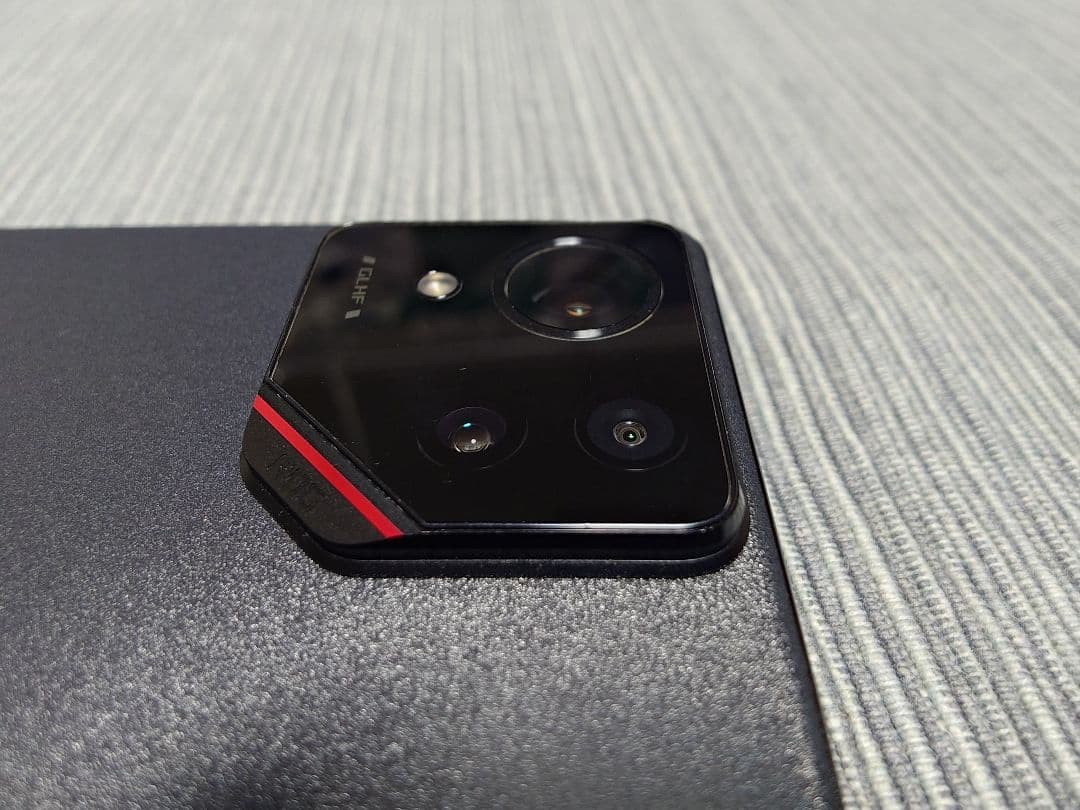 中古 ASUS ROG Phone 9 Pro RAM24GB/ROM1TB