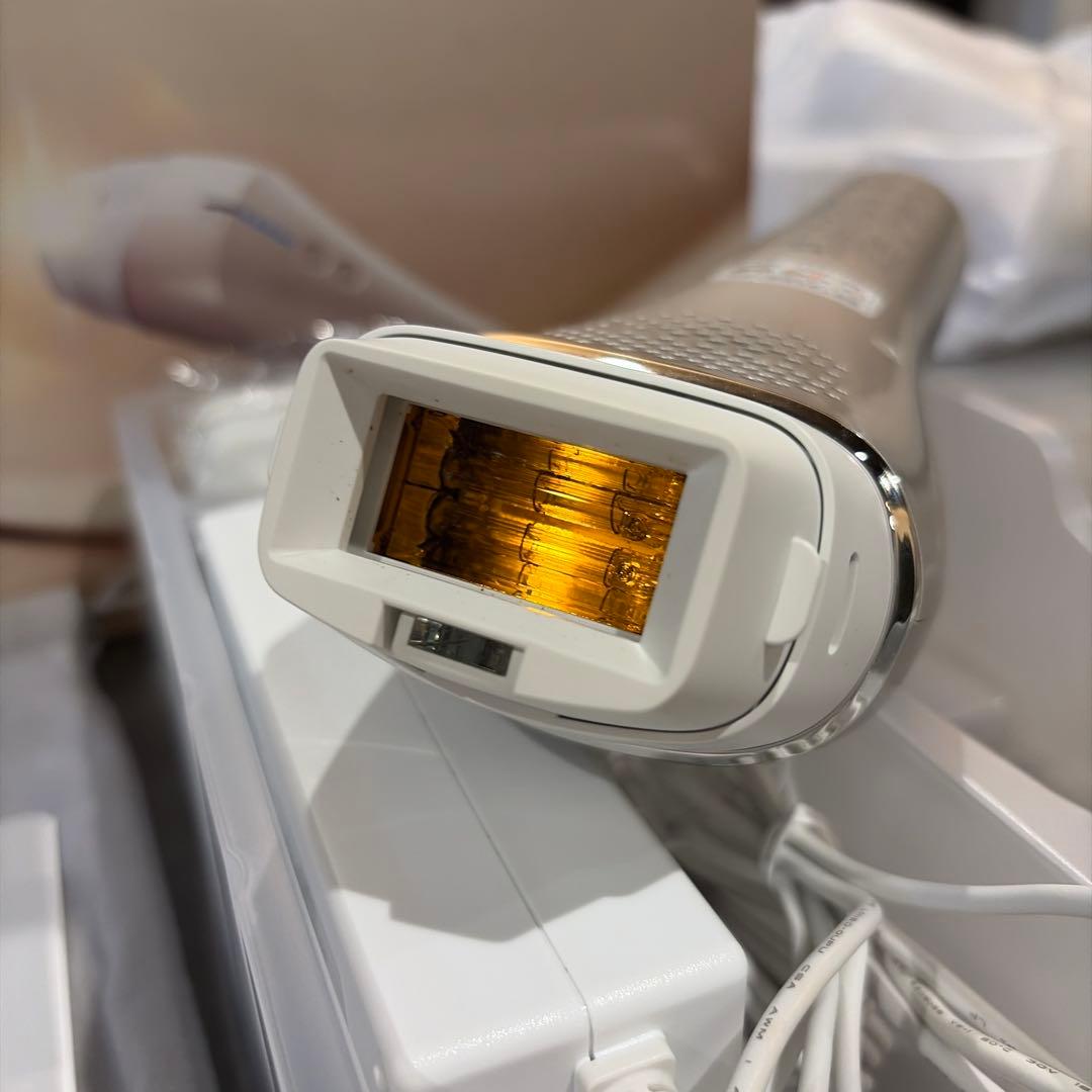 Panasonic 脱毛器 ES-CWP97 光美容器　光エステ　パナソニック