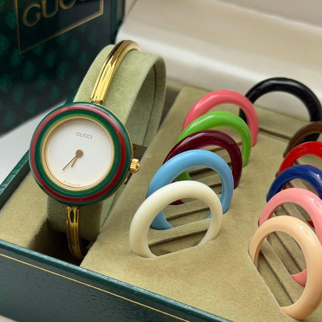【高騰中】グッチ　チェンジベゼル　クォーツ　箱説保　ベゼル11個付
