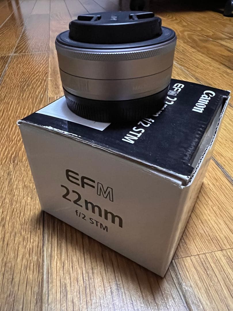 Canon EF-M 22mm f/2 STM レンズ 本体