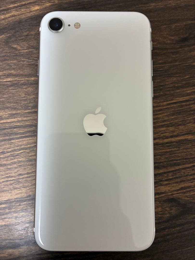 iPhone SE 第2世代　ホワイト