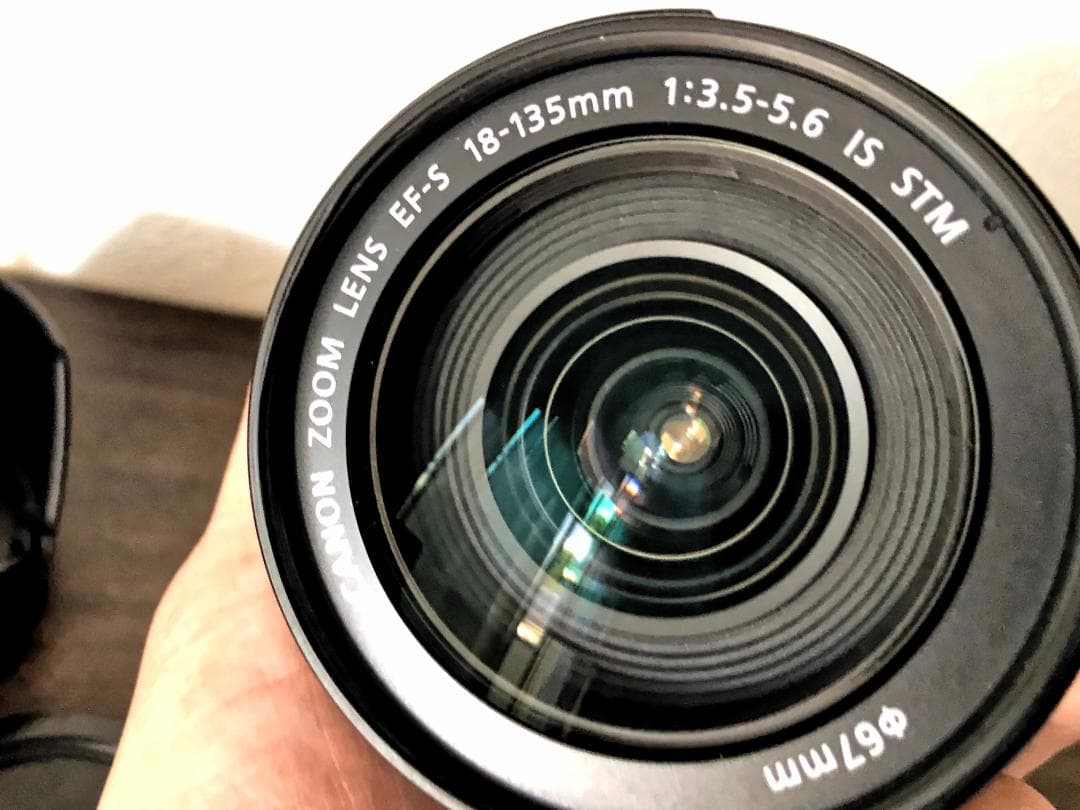極上品 Canon EF-S 18-135mm f/3.5-5.6 IS STM