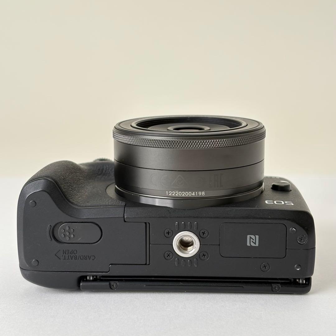 Canon EOS M3 標準、広角ダブルレンズキット Wi-Fi搭載　874