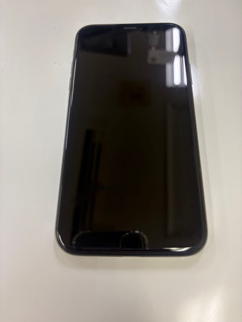 Apple iPhone XR ブラック　64g auSIMロック