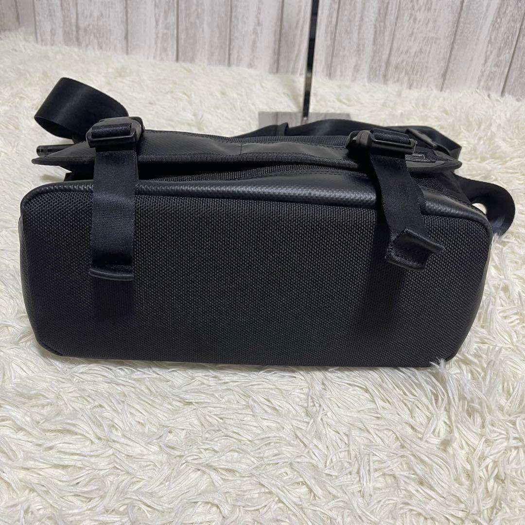 【美品】PORTER ポーター HEAT ヒート メッセンジャーバッグ 斜め掛け