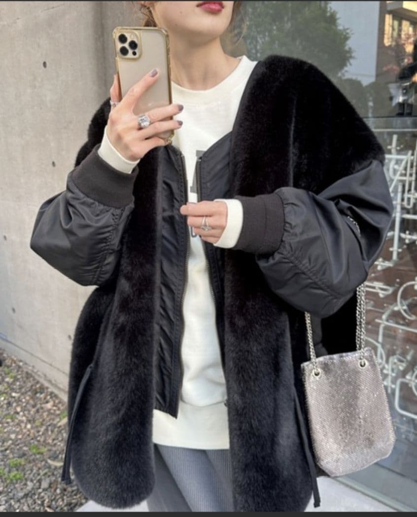 出品3/17まで！美品✾etsinta/エシンタ　ファー切替ジャケット