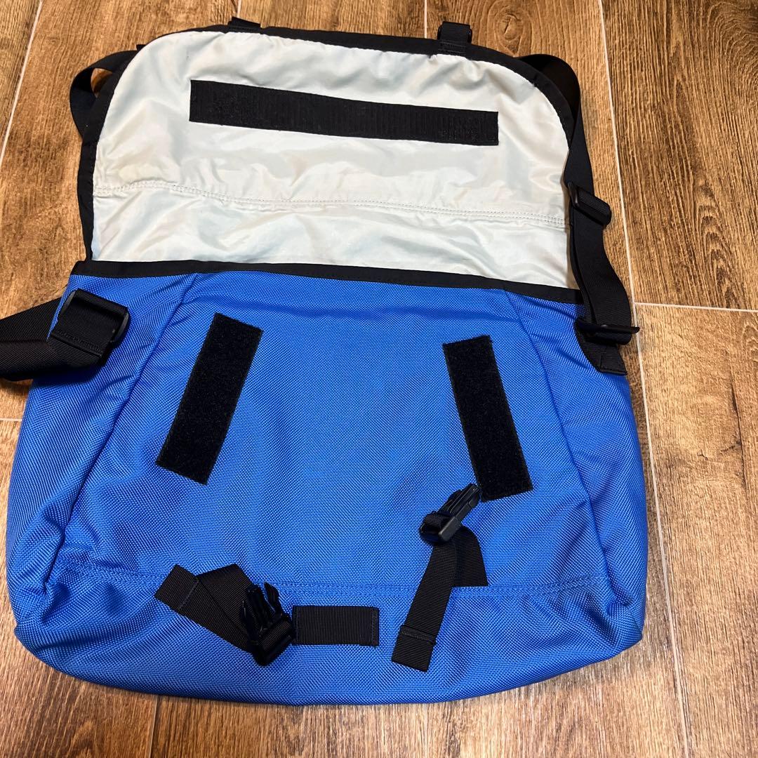 patagonia メッセンジャーバッグ ブルー　ベトナム製
