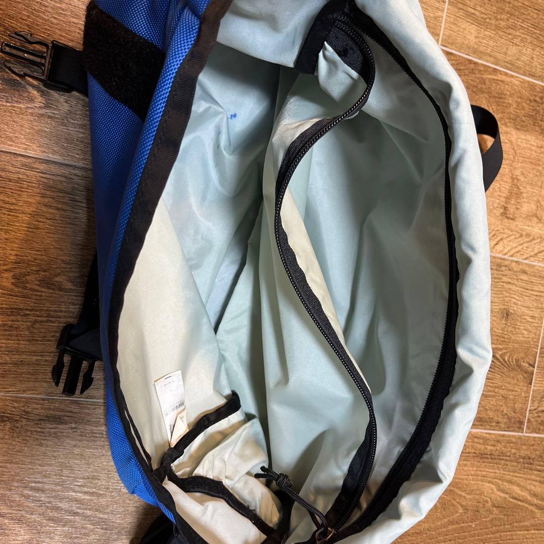 patagonia メッセンジャーバッグ ブルー　ベトナム製