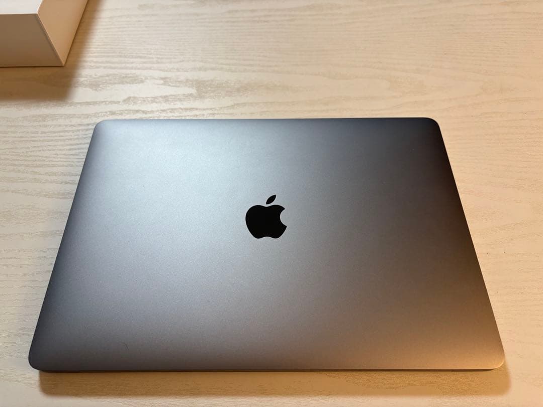 MacBook Pro M2 2022 8GB/256GB 13インチ 98%
