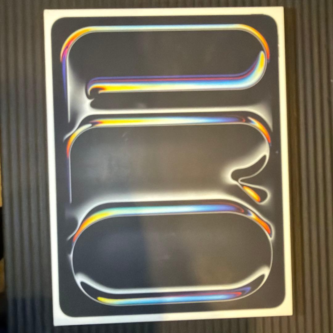 iPad Pro (第7世代) 13インチ　ナノテクスチャーガラス 1TB