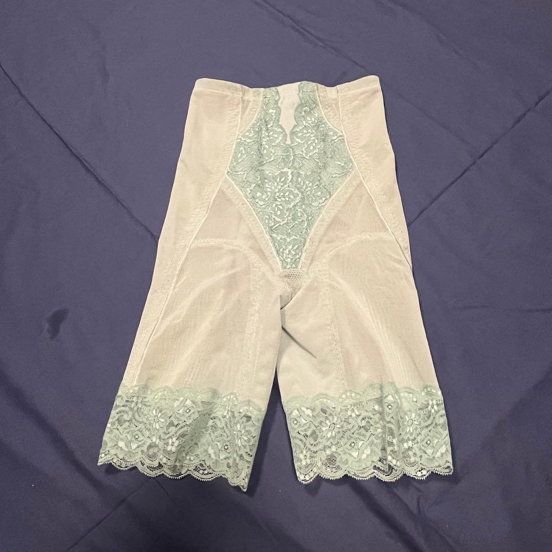 特価☆ほぼ未使用☆グラントイーワンズLALAGrantレギュラーガードルミント