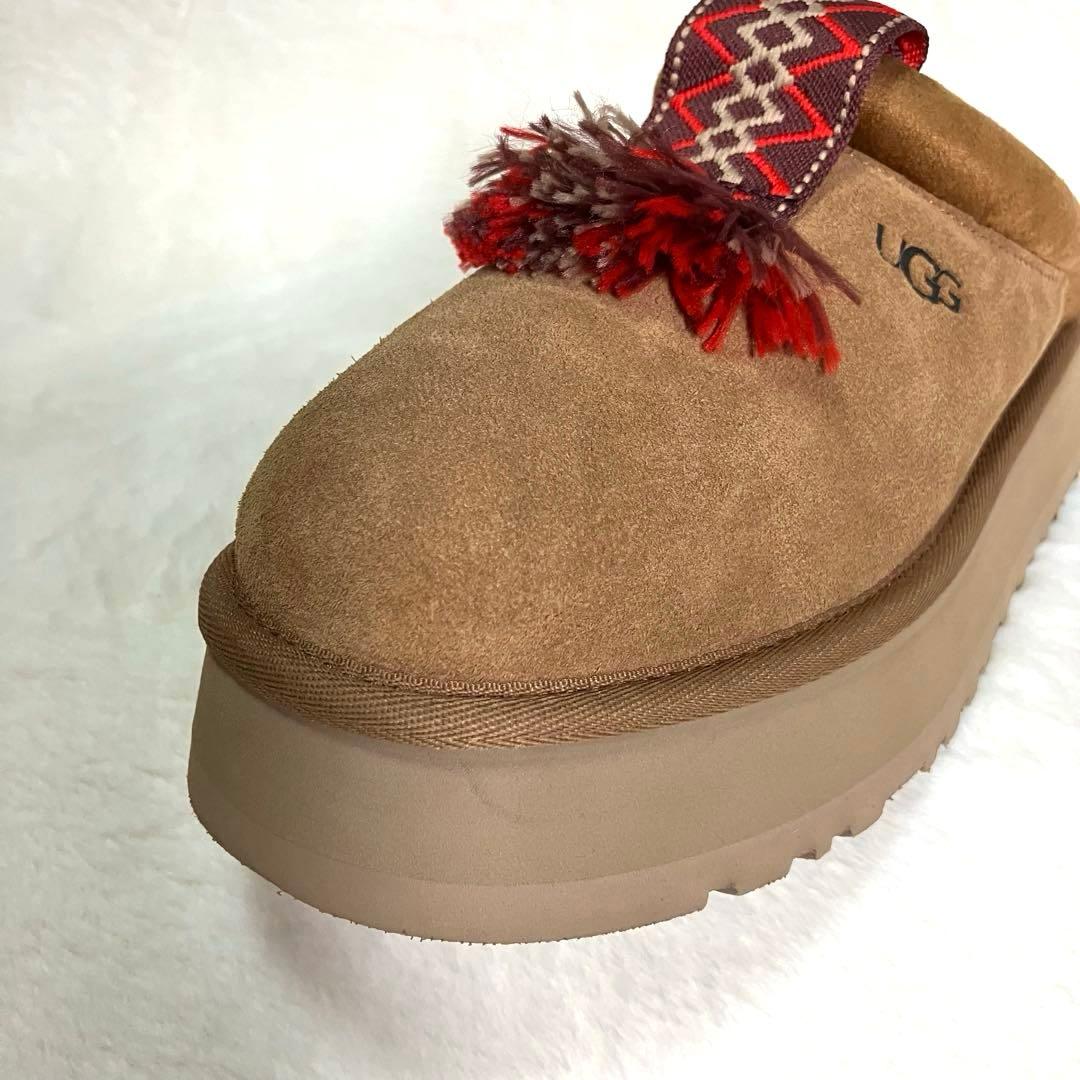 【みかん様】UGG✨TAZZLE 厚底スリッポン　サボ　タッセル　完売　24cm