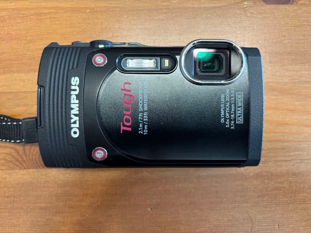 オリンパス　タフ　Tough TG-850 防水カメラ　広角　アウトドア