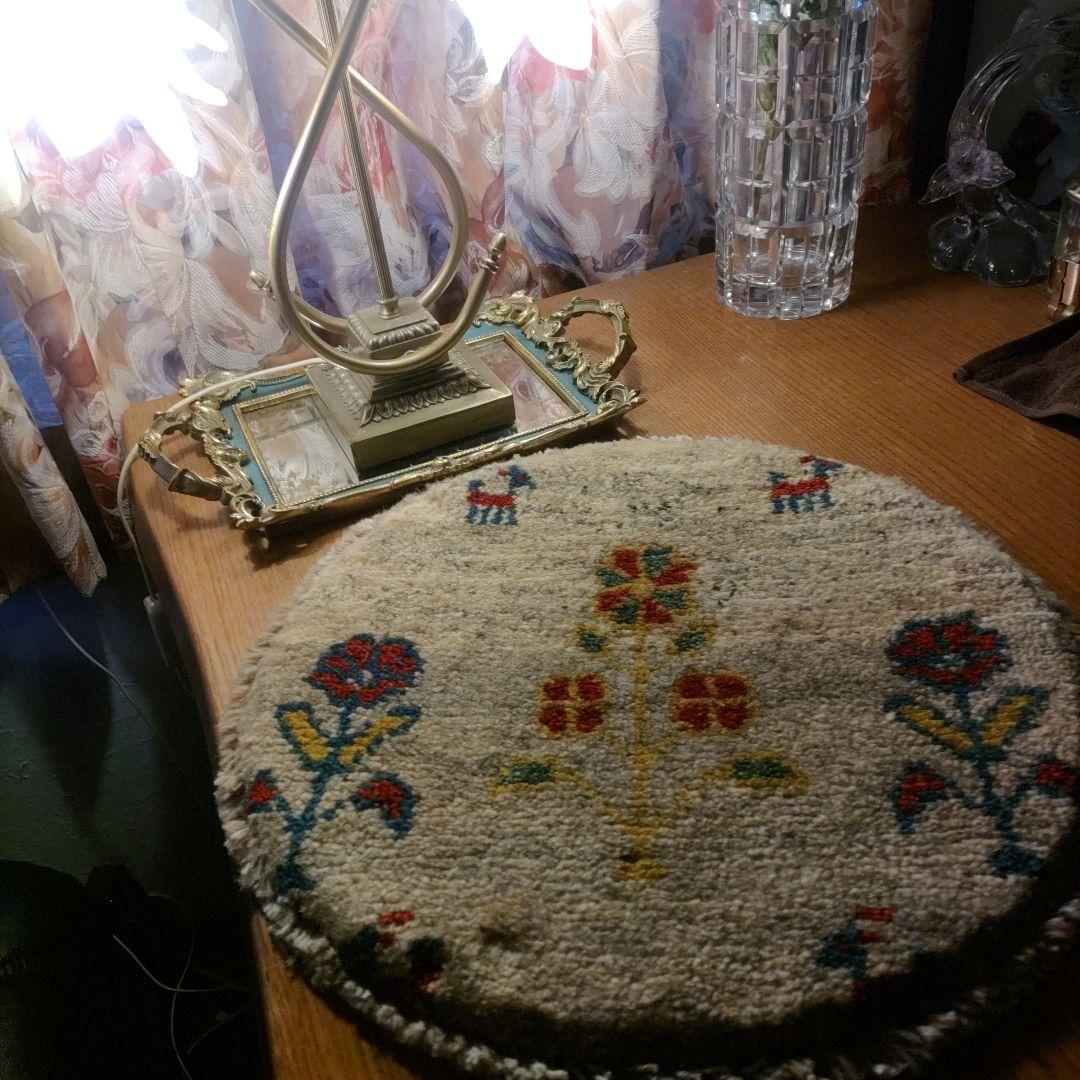 イラン シラーズ 手織り ギャッベ 花 ウール 円 草木染 チェアマット 丸