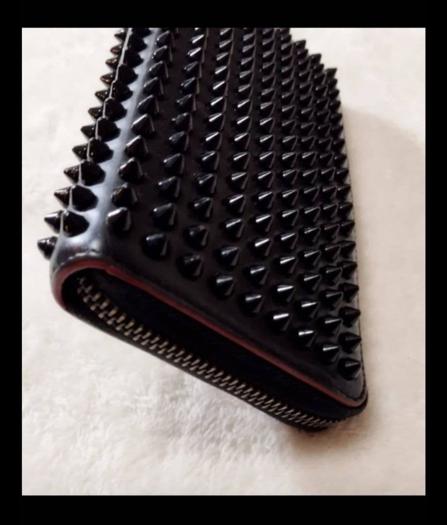 クリスチャンルブタン　長財布　財布　美品