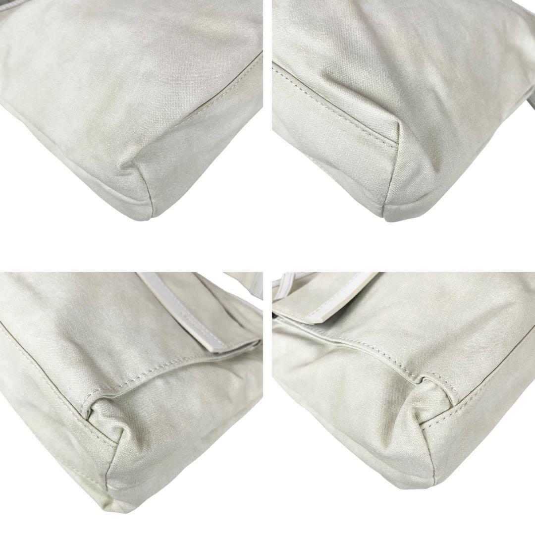 【美品】カルバンクライン メッセンジャーバッグ キャンバス 白 ホワイト