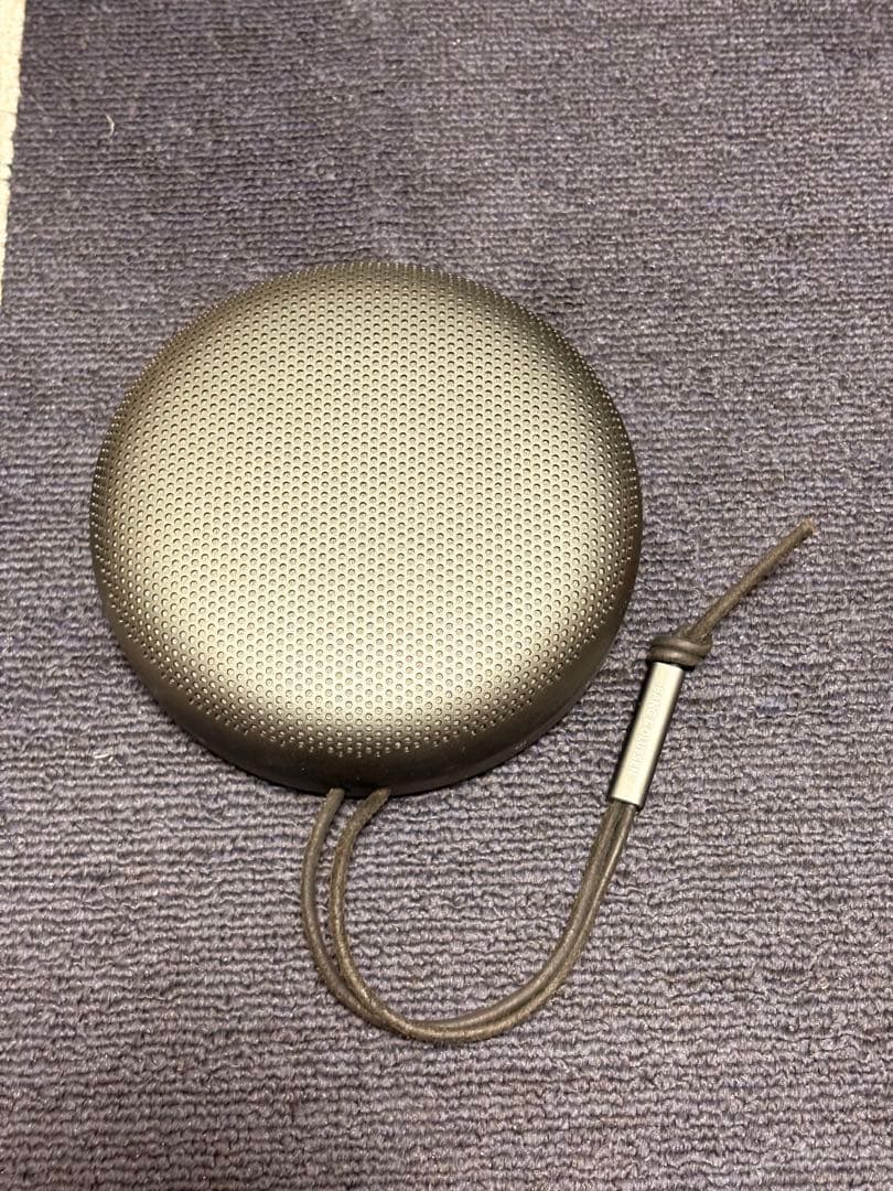 中古Mercedes-Benz B&O A1 gen 2ワイヤレススピーカー