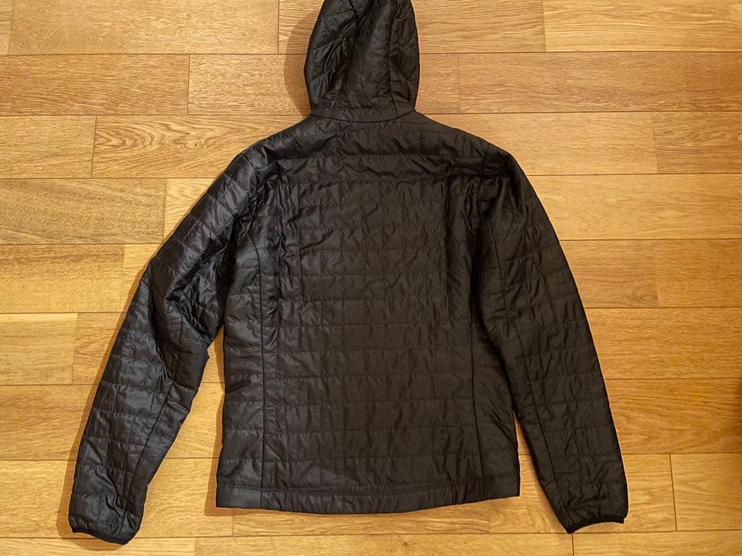 パタゴニア　ナノパフフーディー　ブラック　Sサイズ