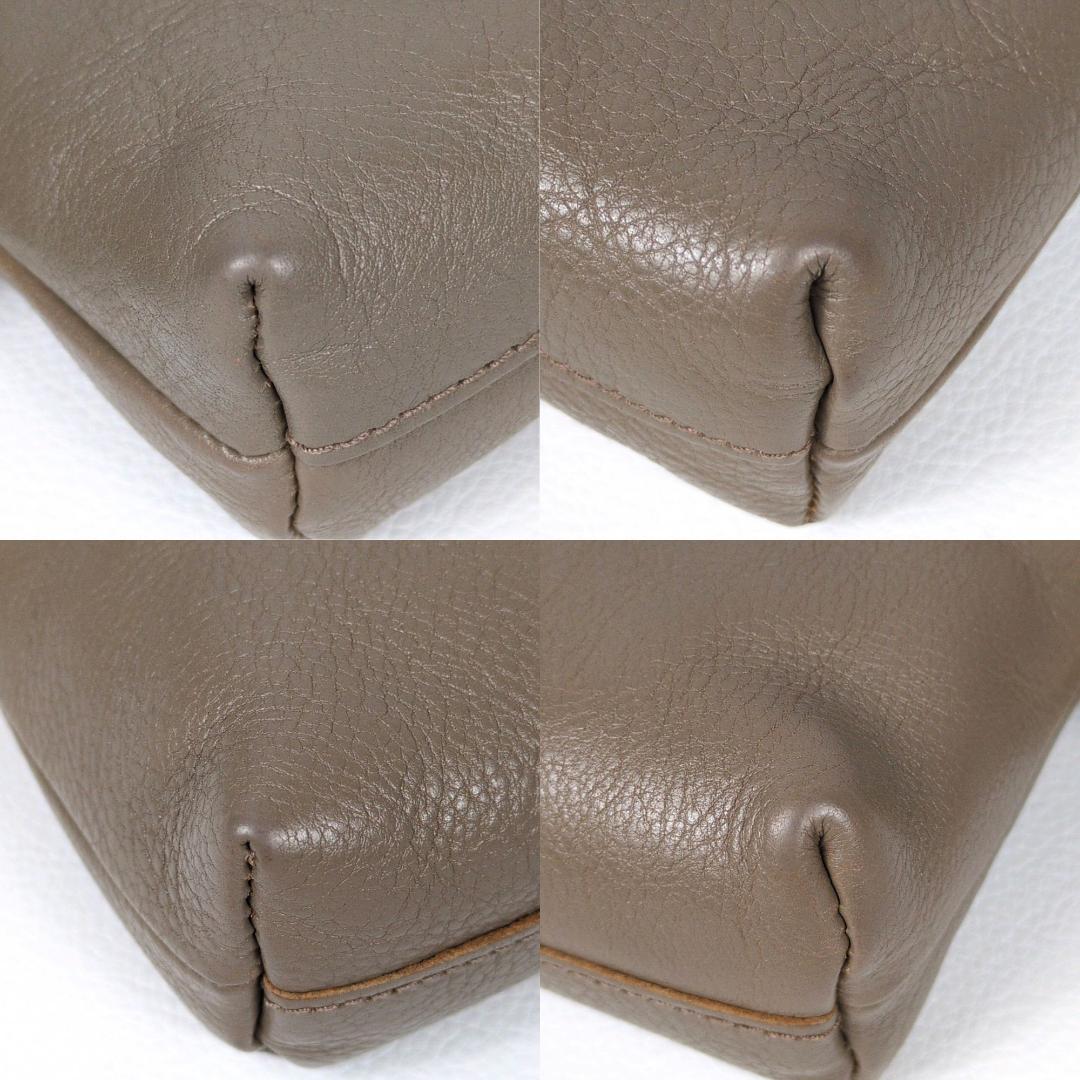 イルビゾンテ ボディバッグ ショルダーバッグ グレージュ レザー 斜め掛け