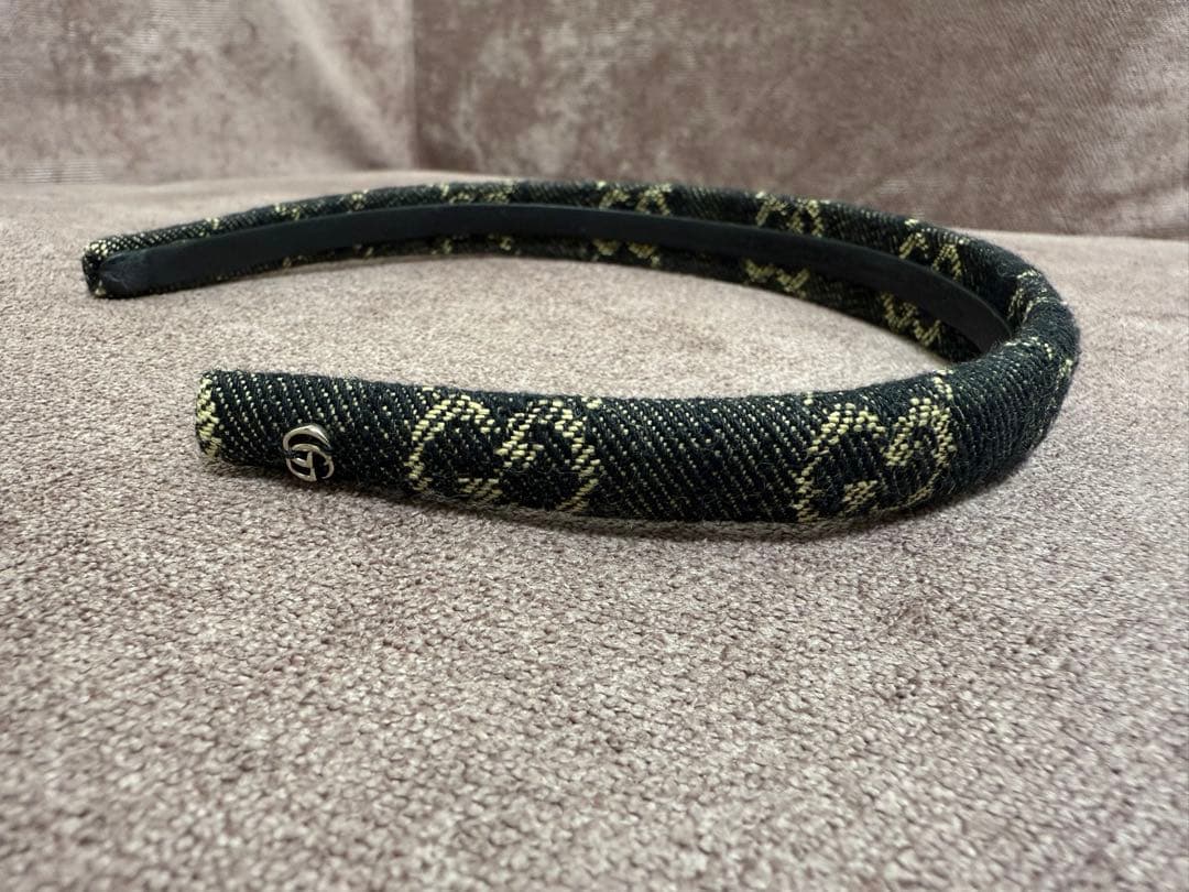 GUCCI カチューシャ　美品