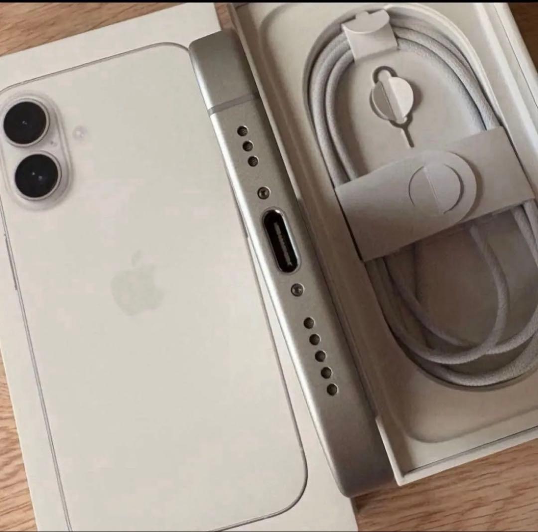 [ジャンク] iPhone 16 256GB BT92% ホワイト