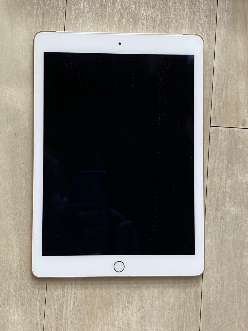 Apple iPad air 第2世代　ゴールド 本体