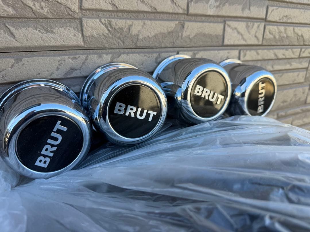 デリカd5 スタッドレスタイヤホイール　4本セット