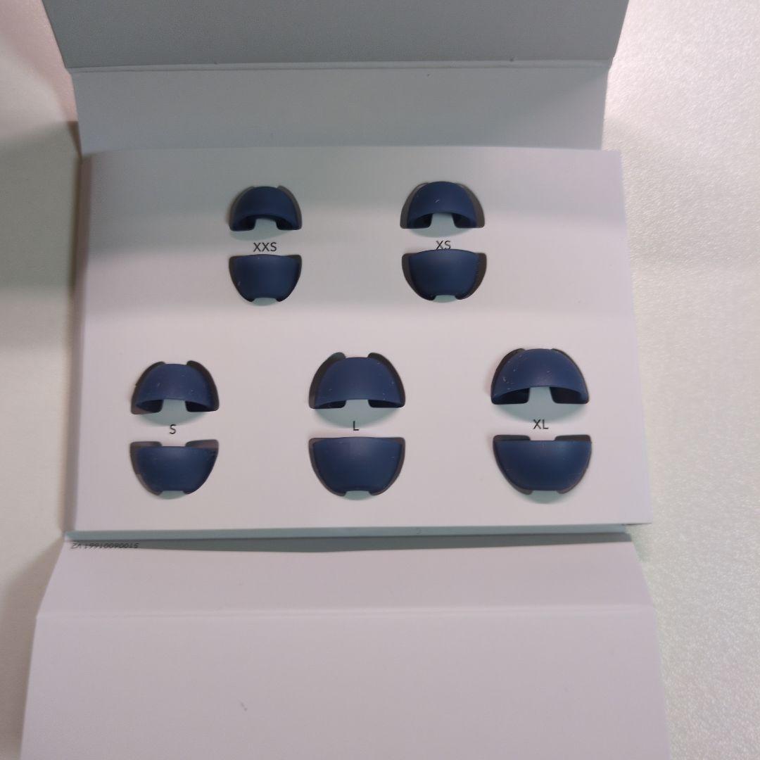 （充電器＋右耳イヤホン）Anker Soundcore Liberty 5