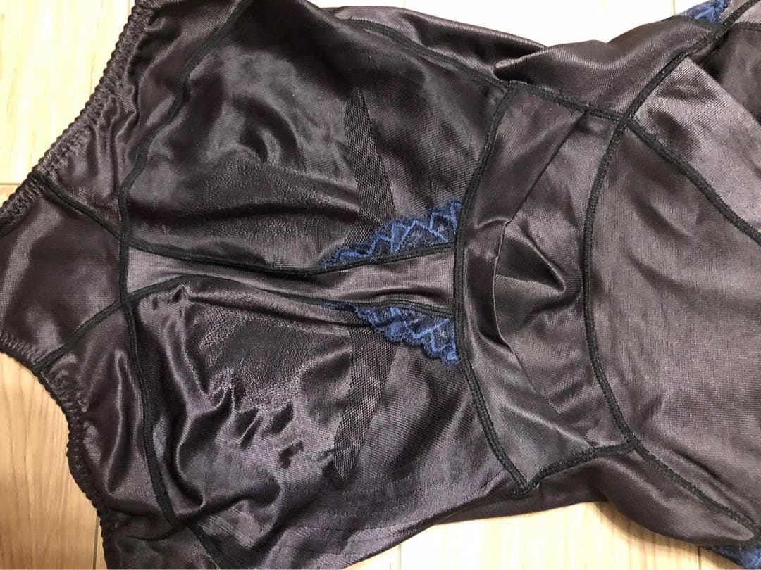 本日限定　マルコ　カーヴィシャス　カレス　c70M ボディスーツ