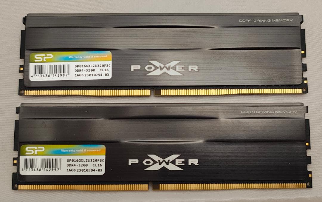 ASRock Z370 EXTREME4 マザーボード