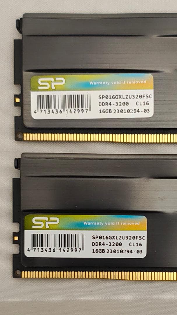 ASRock Z370 EXTREME4 マザーボード